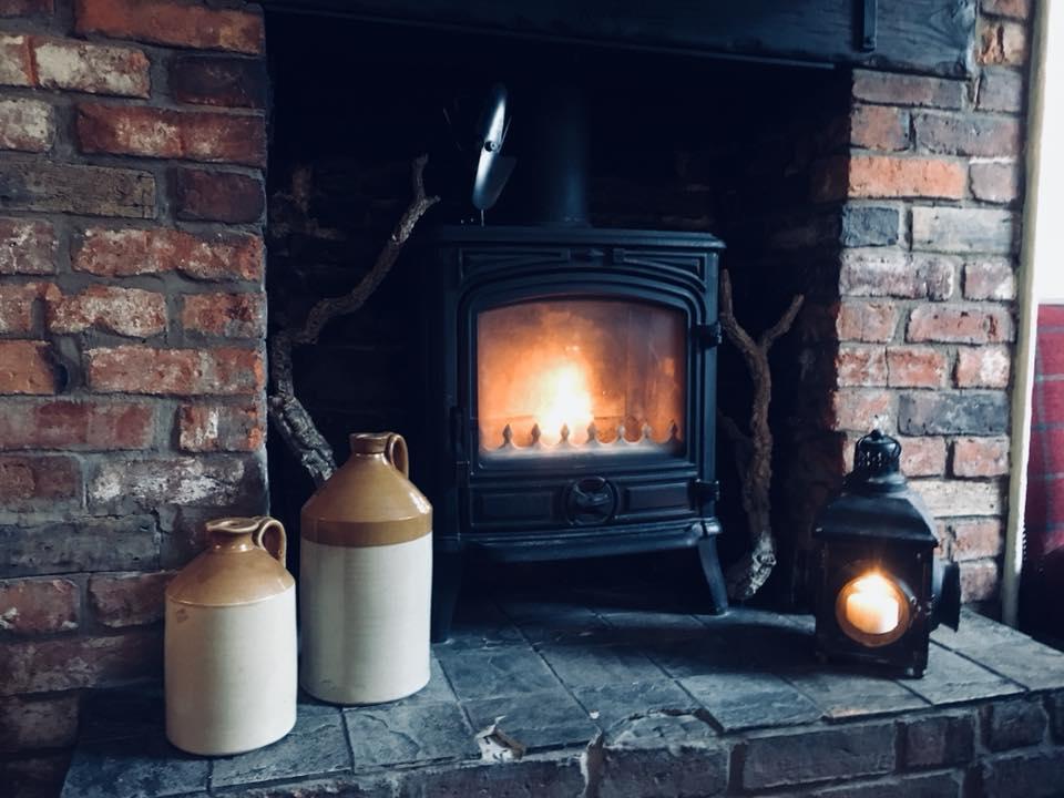The Cross Keys Hotel Llanymynech 외부 사진